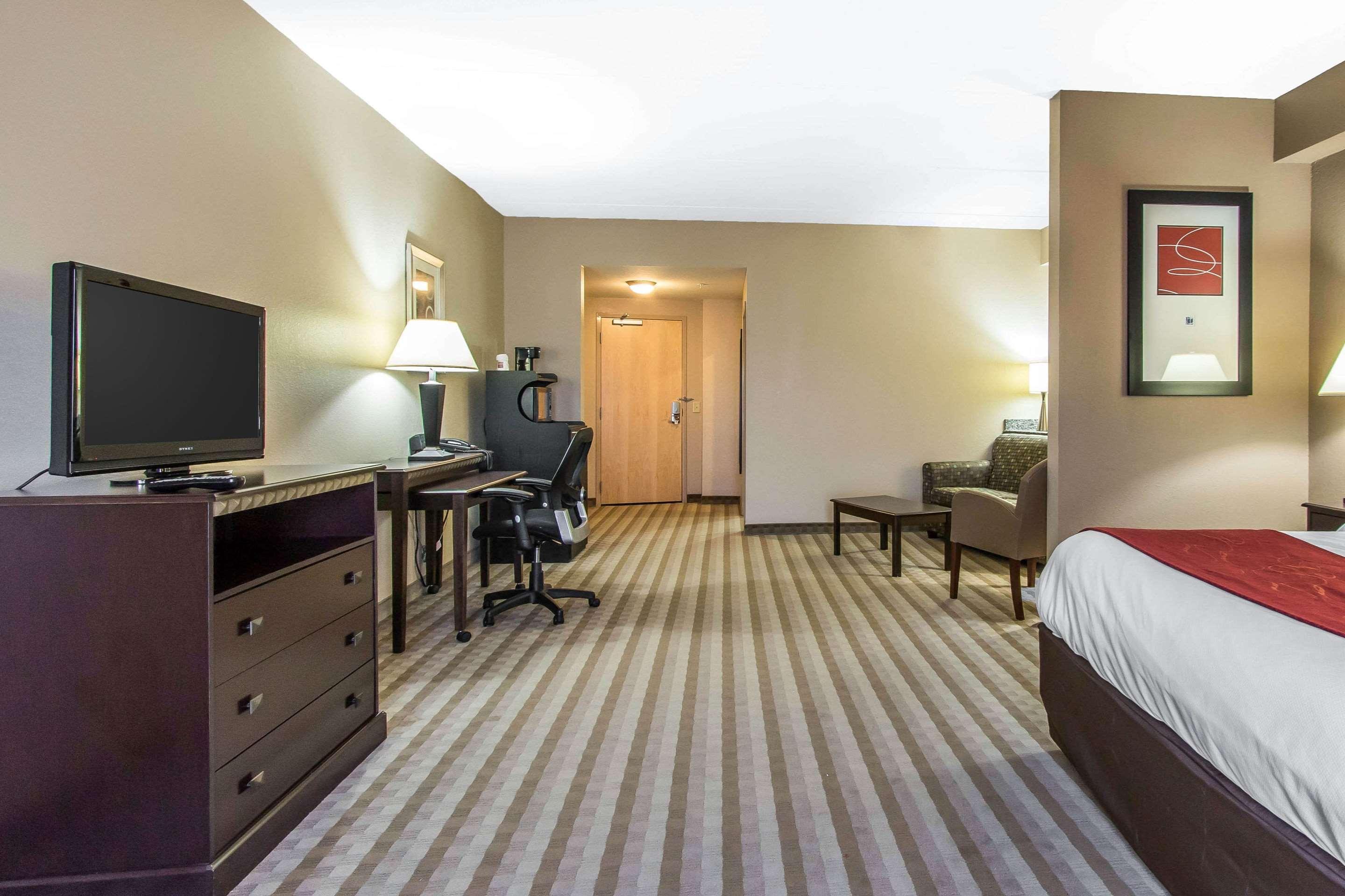 Comfort Suites Smyrna Dış mekan fotoğraf
